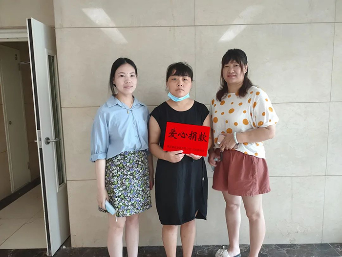 暖心慰問(wèn)，進(jìn)行中